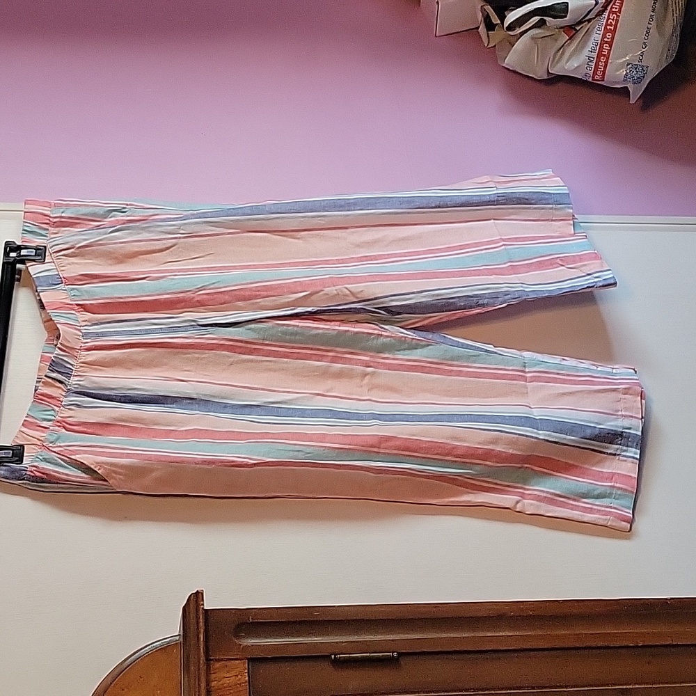 Women's color pants